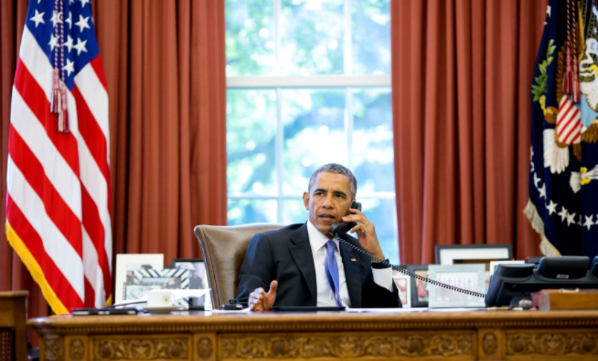 Obama Signs Cyber Threat Information Sharing Bill
