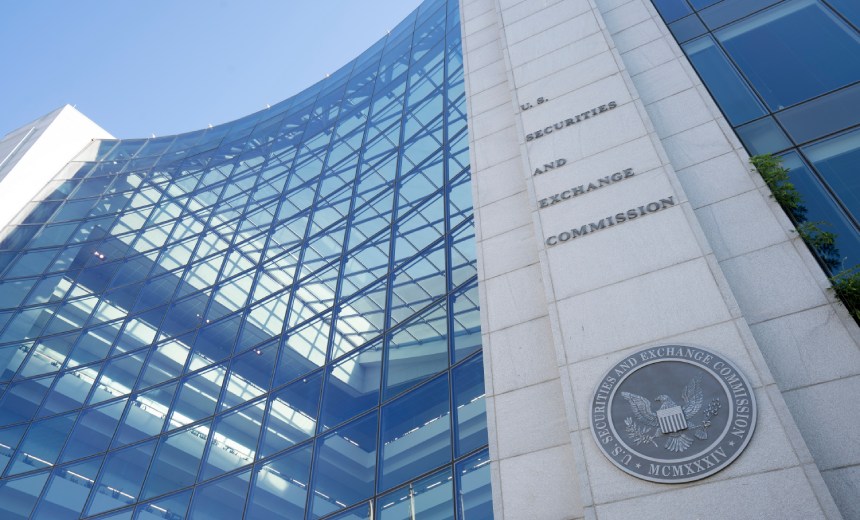 US SEC Sues Binance and Coinbase Over Securities Violations